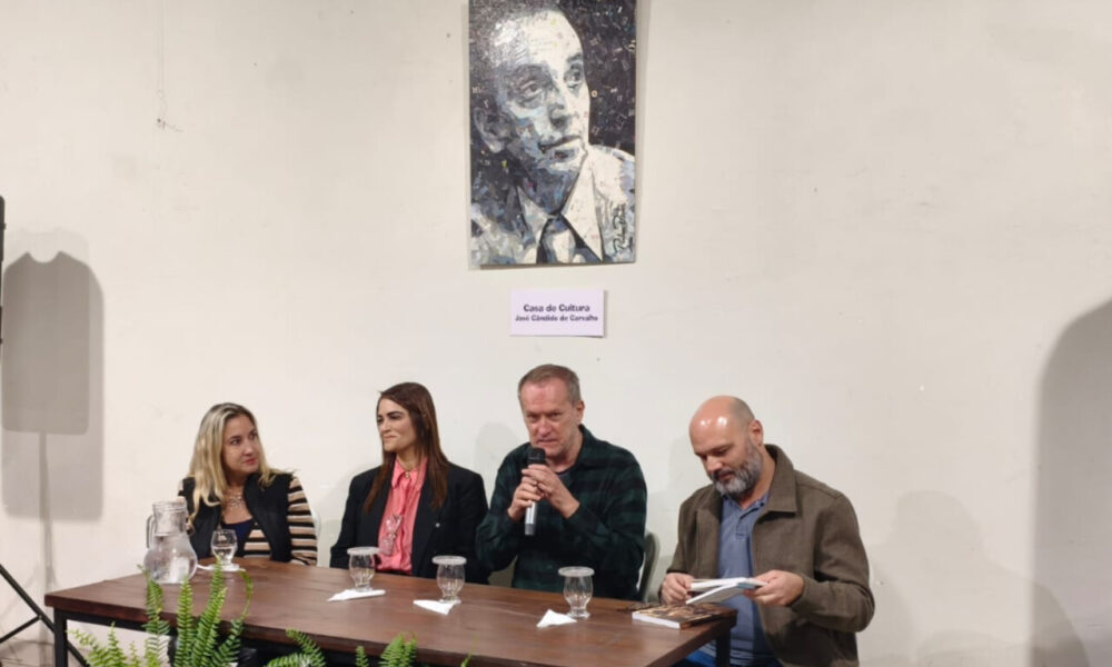 Literatura, música e teatro marcam celebração dos 39 anos da Casa de Cultura